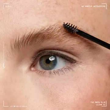 The Brow Glue Instant Brow Styler