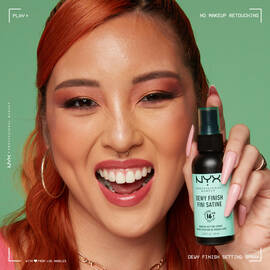 Dewy Finish Setting Spray