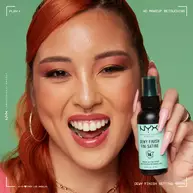 Dewy Finish Setting Spray
